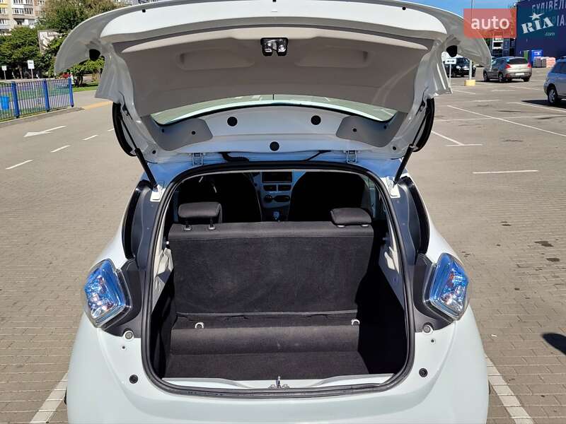 Хэтчбек Renault Zoe 2016 в Шептицькому