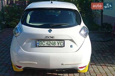 Хэтчбек Renault Zoe 2019 в 