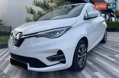 Хэтчбек Renault Zoe 2020 в 