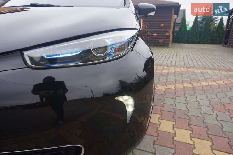 Хэтчбек Renault Zoe 2016 в Самборе