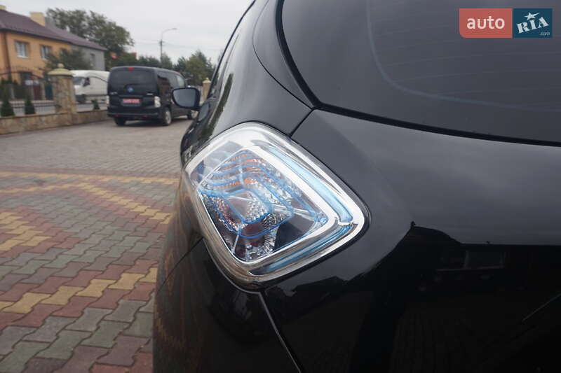 Хэтчбек Renault Zoe 2016 в Самборе