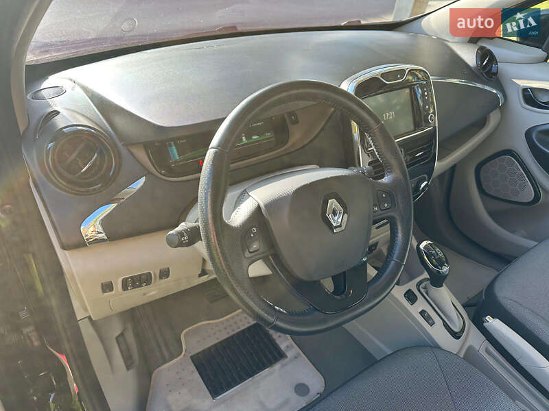 Хэтчбек Renault Zoe 2014 в Киеве