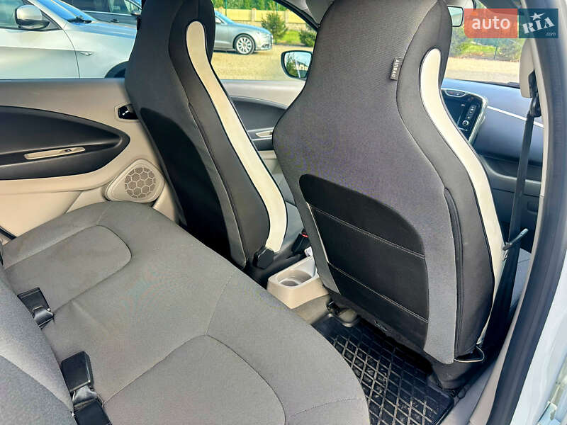 Хэтчбек Renault Zoe 2015 в Тернополе