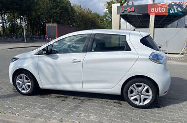 Хэтчбек Renault Zoe 2017 в 
