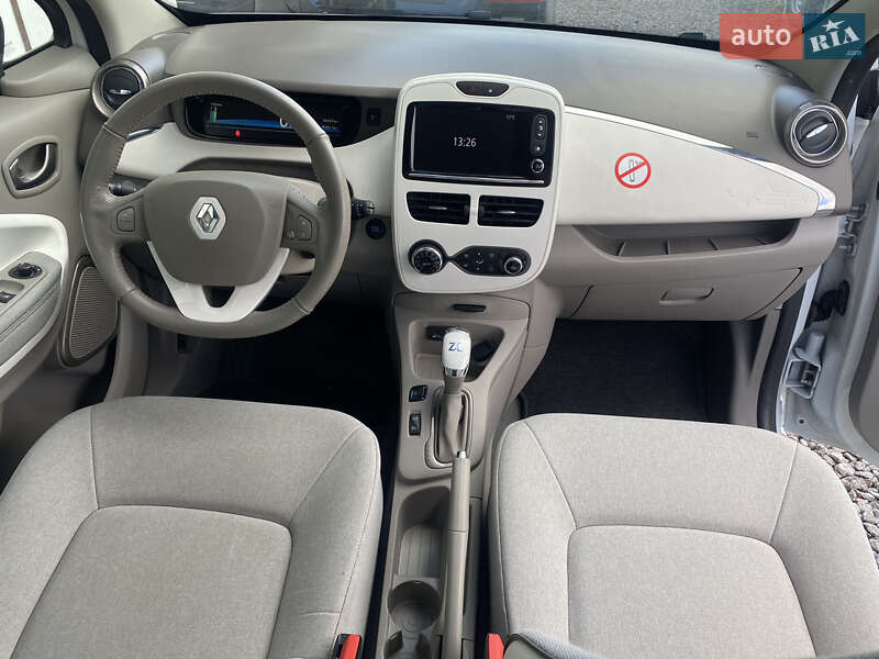Хэтчбек Renault Zoe 2017 в Виннице
