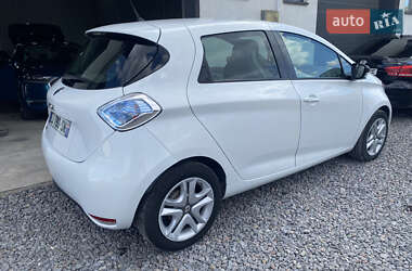Хэтчбек Renault Zoe 2017 в 