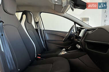 Хэтчбек Renault Zoe 2020 в 