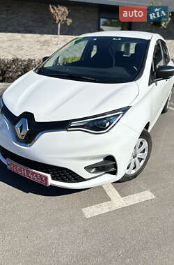 Хэтчбек Renault Zoe 2020 в 
