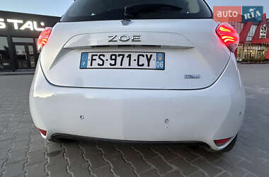 Хэтчбек Renault Zoe 2020 в 