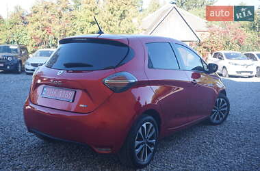 Хэтчбек Renault Zoe 2021 в 