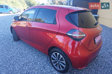 Хэтчбек Renault Zoe 2021 в 