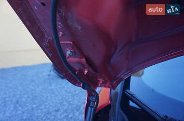Хэтчбек Renault Zoe 2021 в 