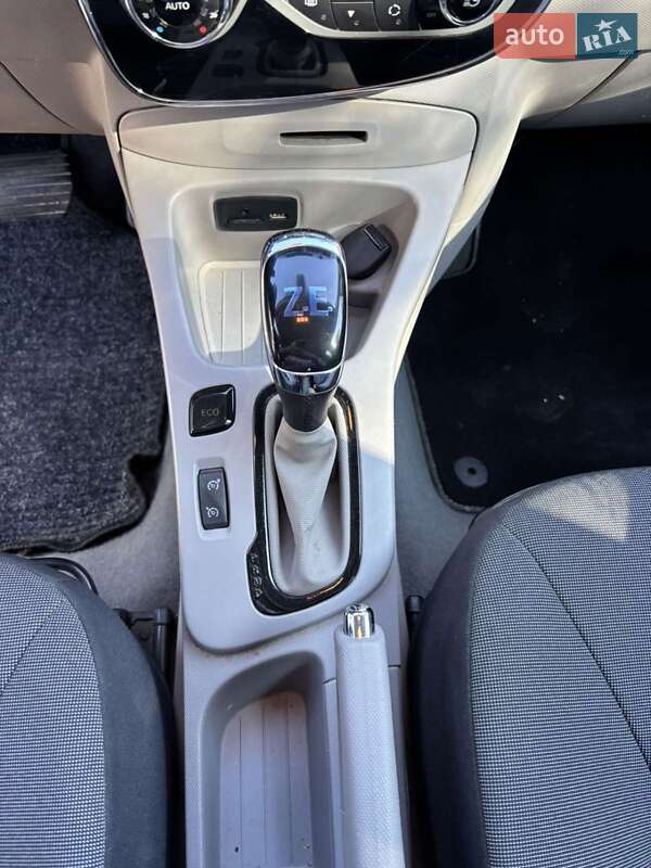 Хэтчбек Renault Zoe 2014 в Збараже