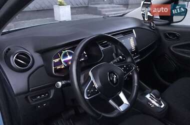 Хэтчбек Renault Zoe 2020 в 