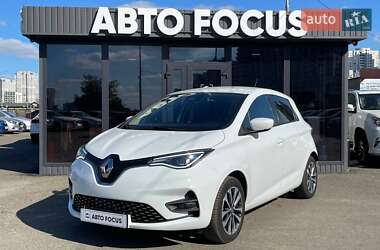 Хэтчбек Renault Zoe 2020 в 