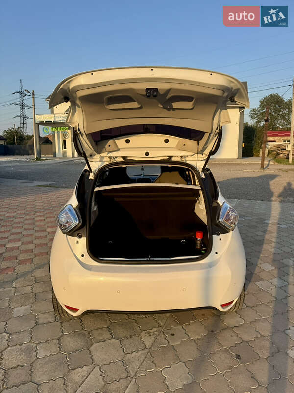 Хетчбек Renault Zoe 2015 в Львові