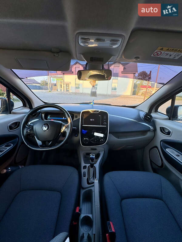 Хетчбек Renault Zoe 2015 в Львові