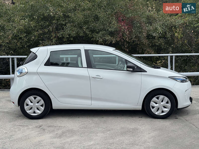 Хэтчбек Renault Zoe 2019 в Киеве