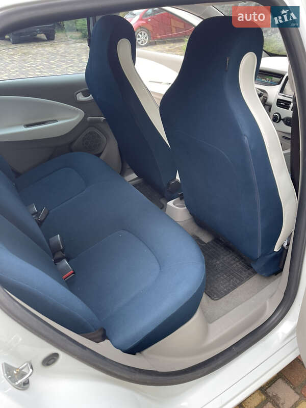 Хэтчбек Renault Zoe 2013 в Днепре