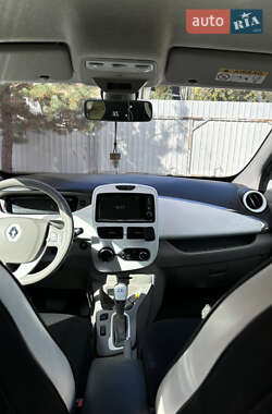 Хэтчбек Renault Zoe 2014 в 
