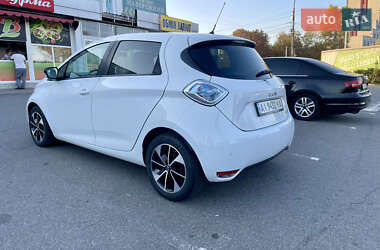 Хэтчбек Renault Zoe 2017 в 