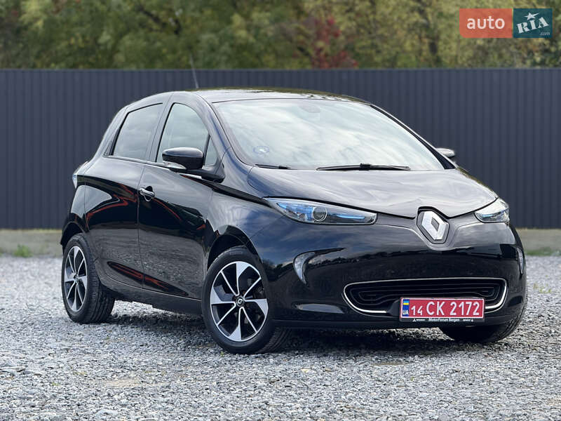 Хэтчбек Renault Zoe 2017 в 