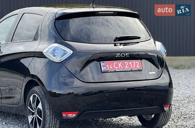 Хэтчбек Renault Zoe 2017 в 