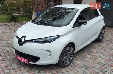Хэтчбек Renault Zoe 2016 в 
