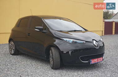 Хэтчбек Renault Zoe 2015 в 