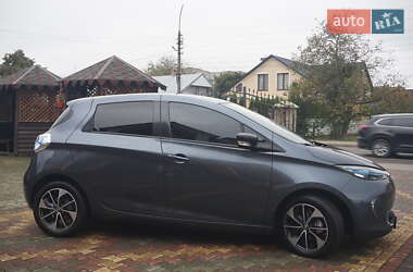 Хэтчбек Renault Zoe 2017 в 