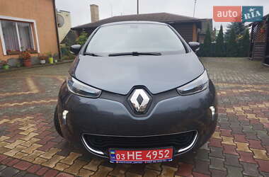 Хэтчбек Renault Zoe 2017 в 
