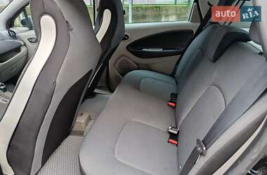 Хэтчбек Renault Zoe 2014 в 