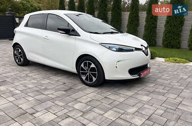 Хэтчбек Renault Zoe 2017 в 