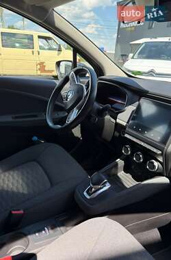 Хетчбек Renault Zoe 2021 в 