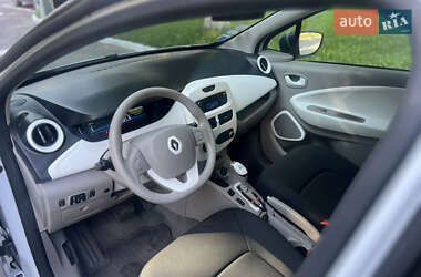 Хэтчбек Renault Zoe 2019 в 