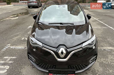 Хэтчбек Renault Zoe 2021 в 