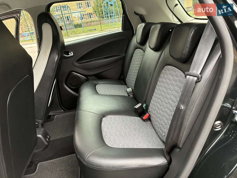 Хэтчбек Renault Zoe 2021 в Киеве