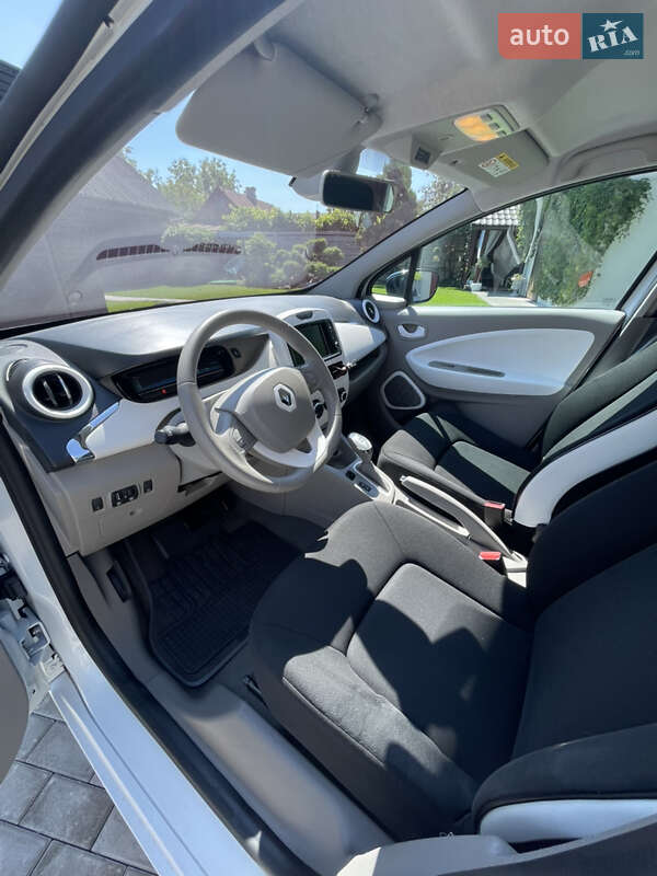 Хэтчбек Renault Zoe 2015 в Ковеле