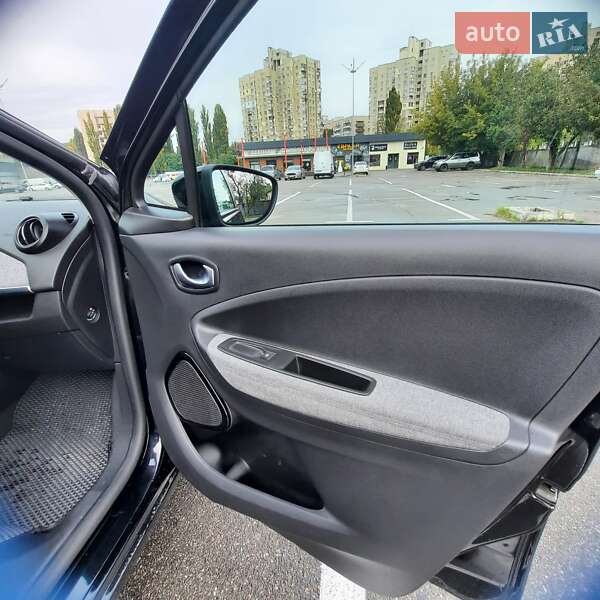 Хэтчбек Renault Zoe 2021 в Киеве