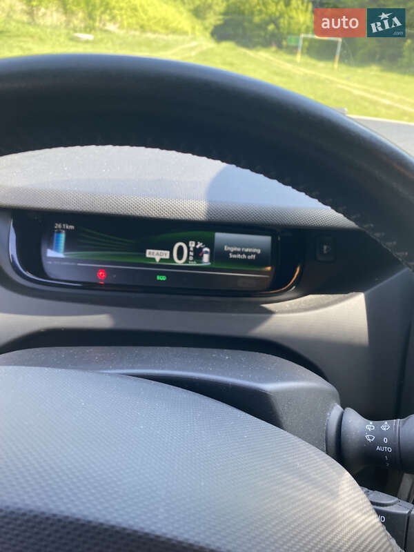 Хэтчбек Renault Zoe 2017 в Ровно фото 8 Хэтчбек Renault Zoe 2017 в Ровно