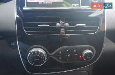 Хэтчбек Renault Zoe 2019 в 