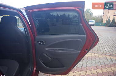 Хэтчбек Renault Zoe 2019 в 