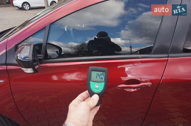 Хэтчбек Renault Zoe 2019 в 