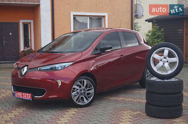 Хэтчбек Renault Zoe 2019 в 