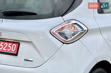 Хетчбек Renault Zoe 2019 в 