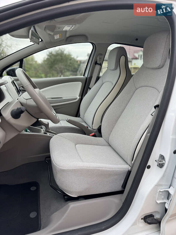 Хэтчбек Renault Zoe 2019 в Самборе