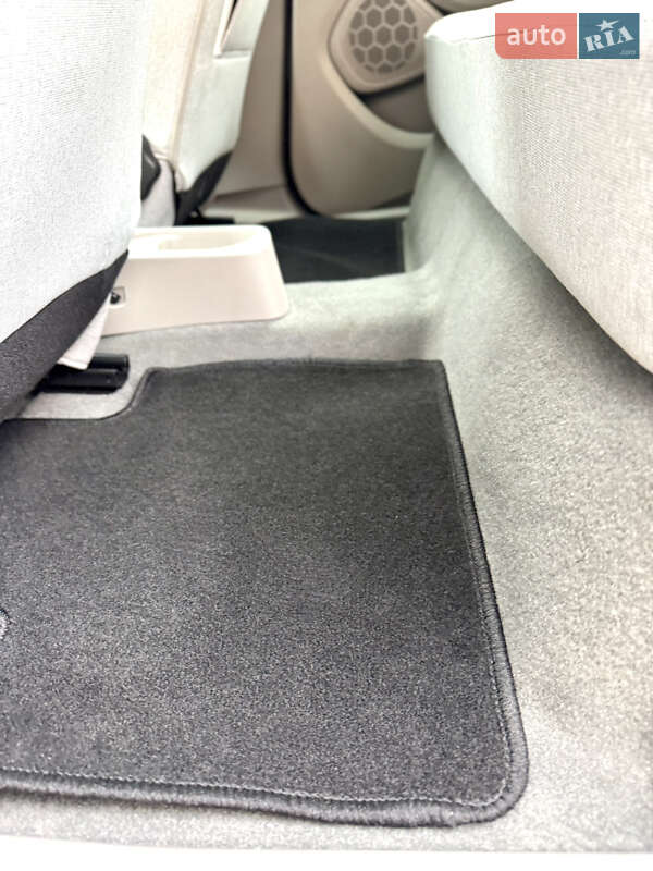 Хэтчбек Renault Zoe 2019 в Самборе