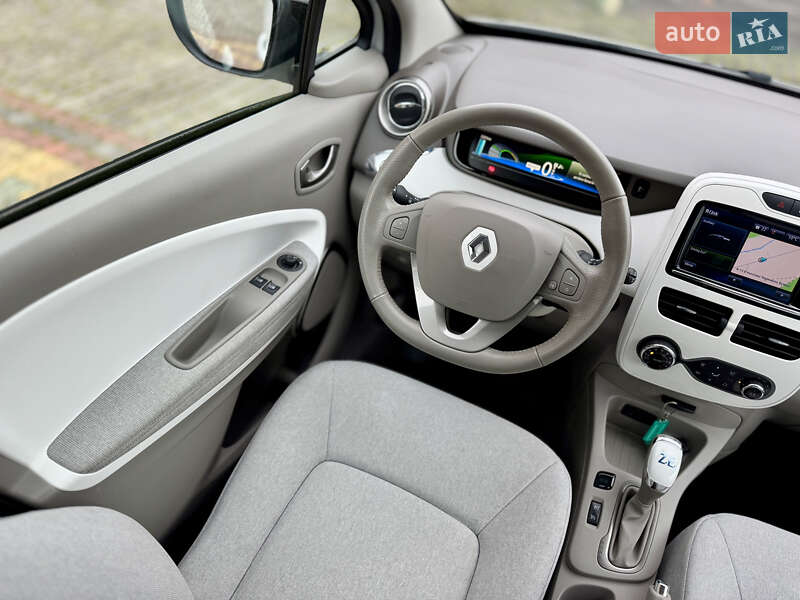 Хэтчбек Renault Zoe 2019 в Самборе