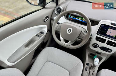 Хетчбек Renault Zoe 2019 в 