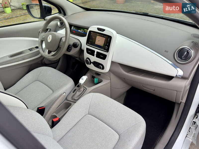 Хэтчбек Renault Zoe 2019 в Самборе